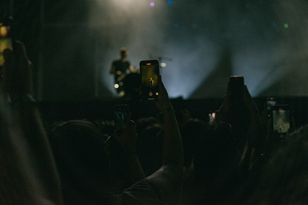 Live Music Escapades