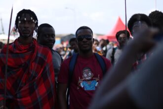 photo-1542032352628-2afb10c773ed