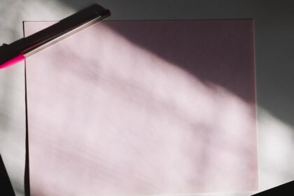 photo-1548779472-50319acdc2d5