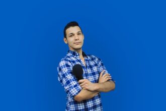 photo-1552001524-c417c1e72080