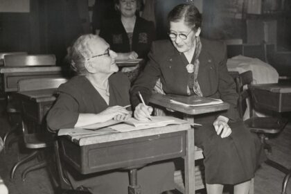 photo-1581342997365-9e7cadb47edb