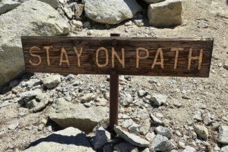 photo-1589134595066-191affe0fb53