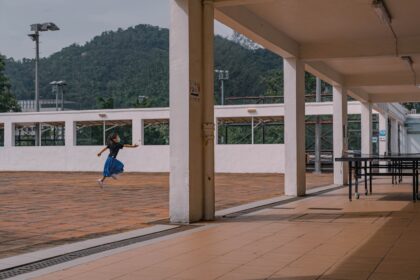 photo-1605507048708-0616d21f35e5