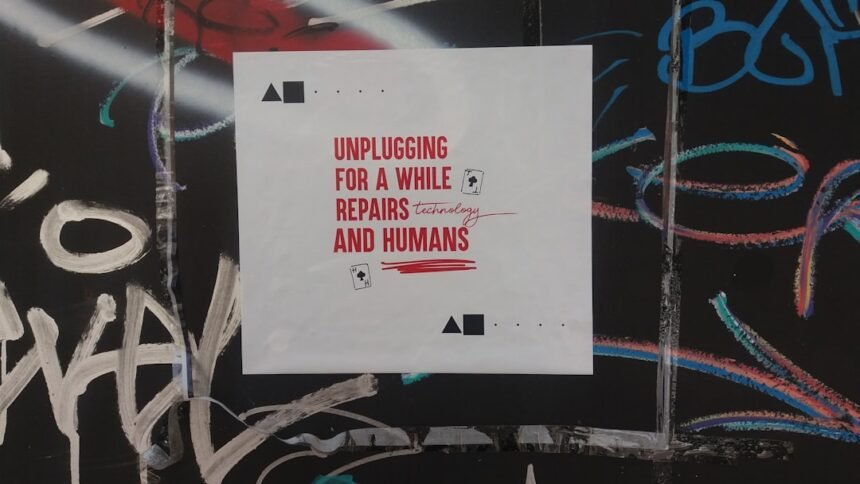 photo-1627373766024-d6d4a0528a47