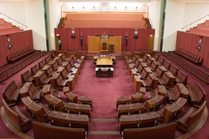 photo-1637102173777-3fc90f21d89f