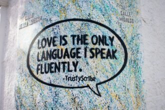 photo-1642027351109-3c30f2074e48