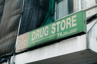 photo-1652957704659-be73b3873541