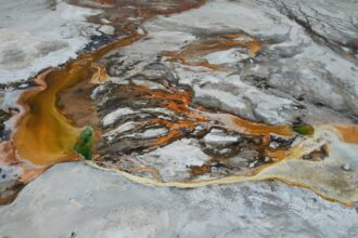 photo-1656964503121-b5ac907dfa8a-1