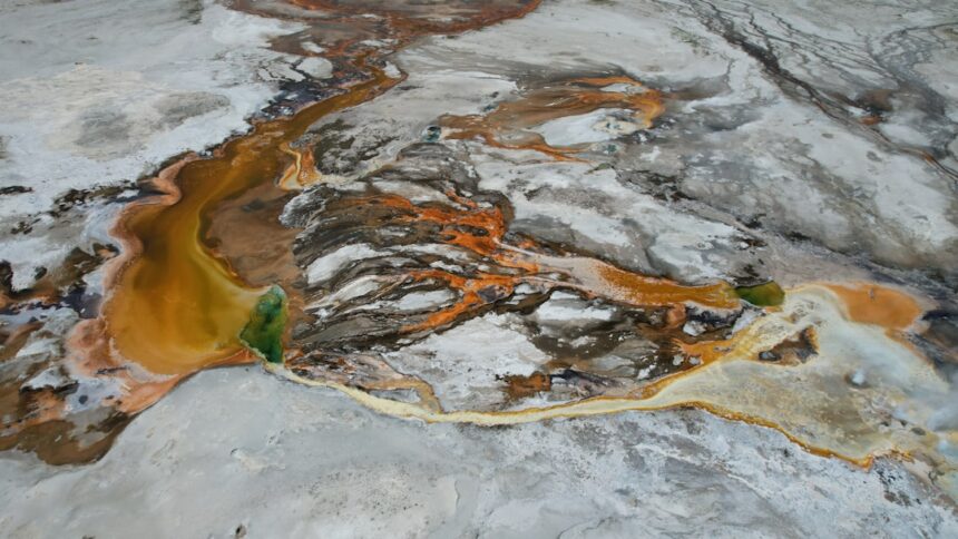 photo-1656964503121-b5ac907dfa8a