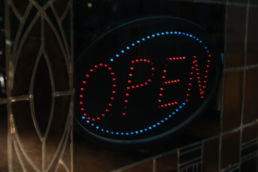 photo-1667053309673-b19b6d516f67-2