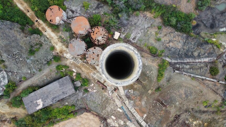 photo-1672850040732-baebf96306fc