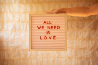 photo-1675102408512-d4782eb5a7a6