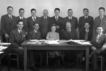 photo-1679086952106-8d21924e56c8-3