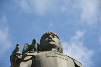 photo-1695556024953-5ec2c124cd3b