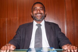 photo-1700616466971-a4e05aa89e7d-3