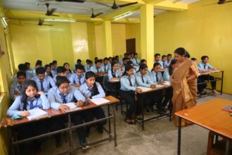 photo-1709290749293-c6152a187b14-1