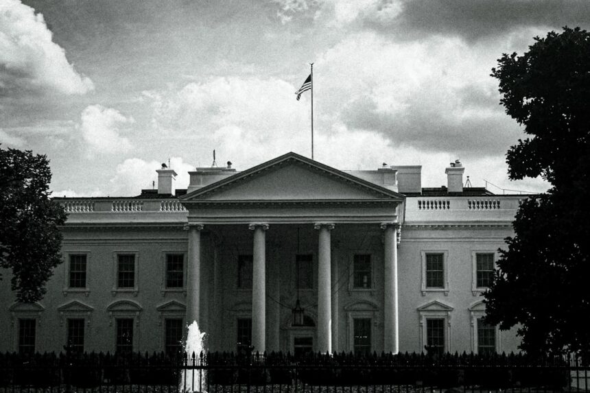 photo-1745581525417-1824abfc66f7