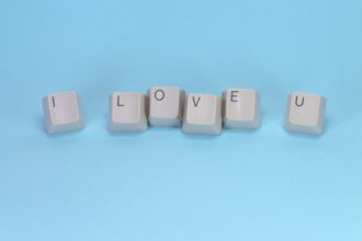 photo-1746292506337-e96945cb7f9d