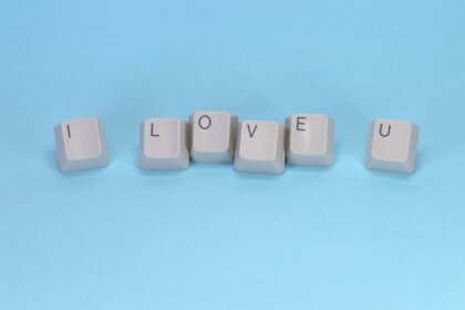 photo-1746292506337-e96945cb7f9d