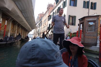 photo-1756436281165-6c51e478c369