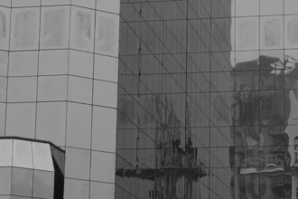 photo-1761489798193-9c8ecbd9cb4b