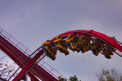 photo-1763065685018-61ec94ad66ad