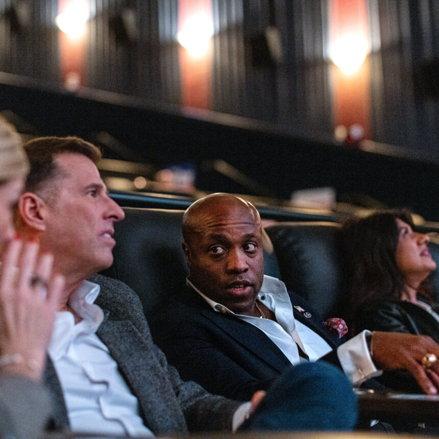 pol-hunt-bcvm-mediumSquareAt3X