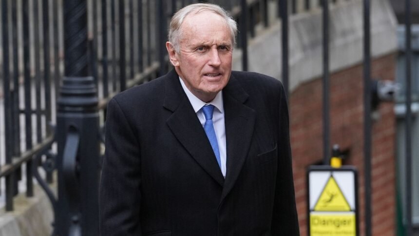 skynews-paul-dacre-courts-associated-newspapers_7161084