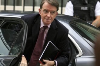 skynews-peter-mandelson-downing-street_7163576