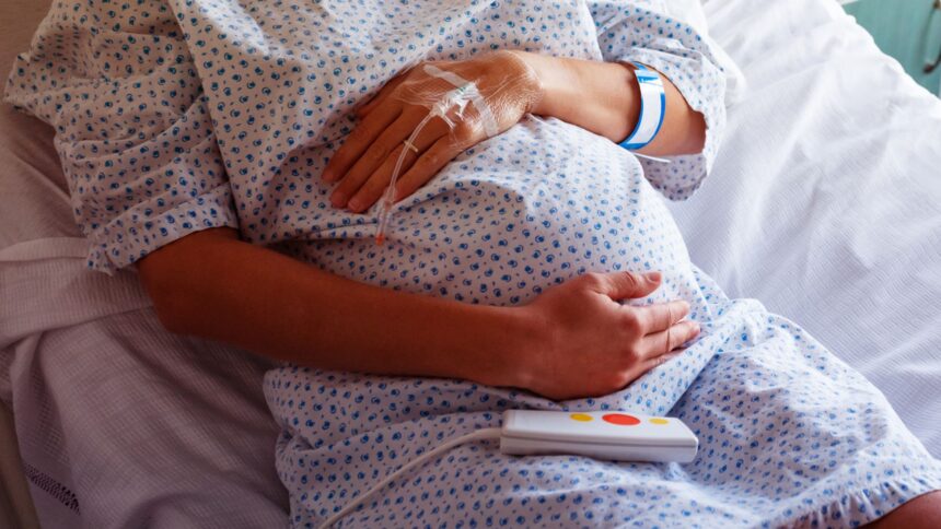 skynews-pregnant-hospital_7175308-1