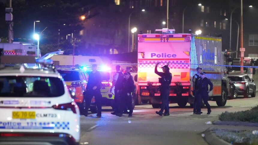 skynews-sydney-bondi-shooting_7109693