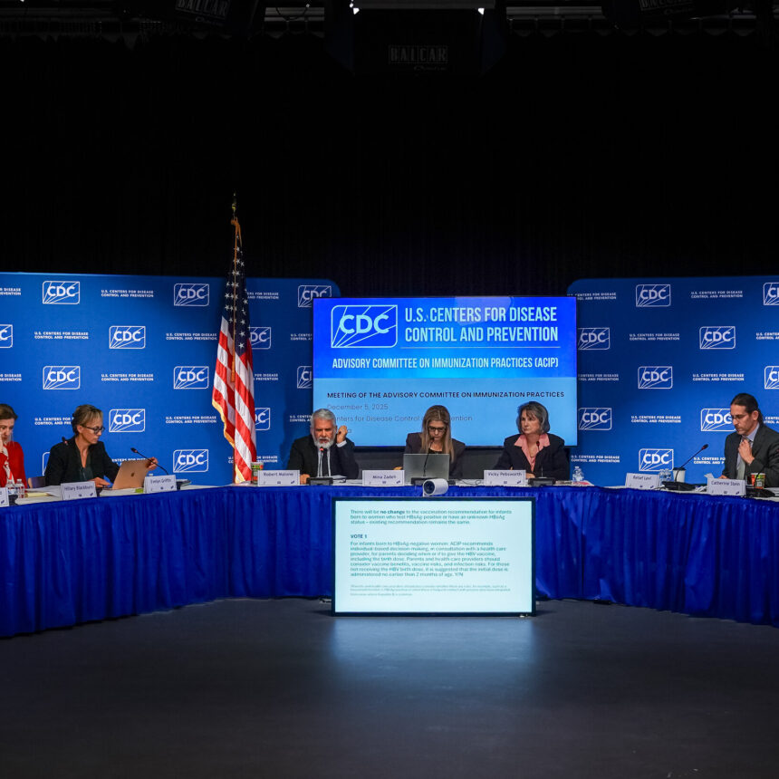 00HS-vaccines-01-kwqb-mediumSquareAt3X