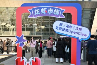 00biz-china-openclaw-01-fjkv-mediumSquareAt3X