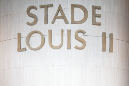 00biz-nike-ceo-02-bvfl-mediumSquareAt3X