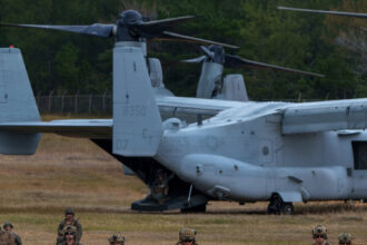 00dc-marines-ljhc-mediumSquareAt3X-12