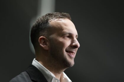 01KJE0V15Q318N5ZM2F0M75CWX