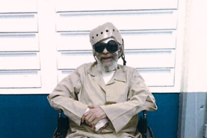 05Vartkessian-jwkv-mediumSquareAt3X