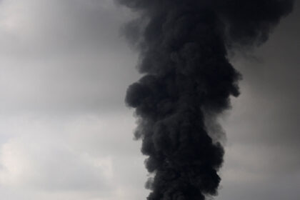 05biz-iran-oil-econ-hkzl-mediumSquareAt3X-4