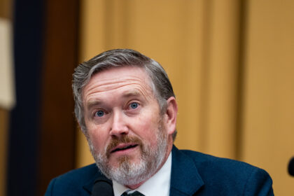 05dc-cong-iran-wvgz-mediumSquareAt3X