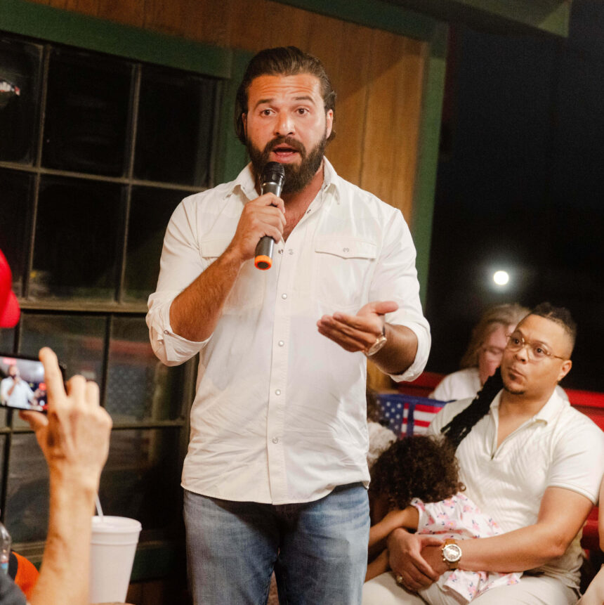 06nat-AKguy-tx-kgvl-mediumSquareAt3X-1