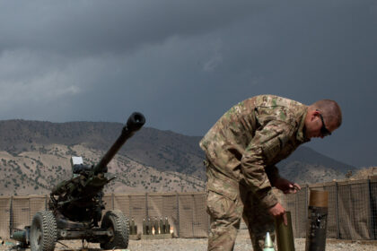 08CLI-BAYER-WEAPONS-jbpg-mediumSquareAt3X-v2-8