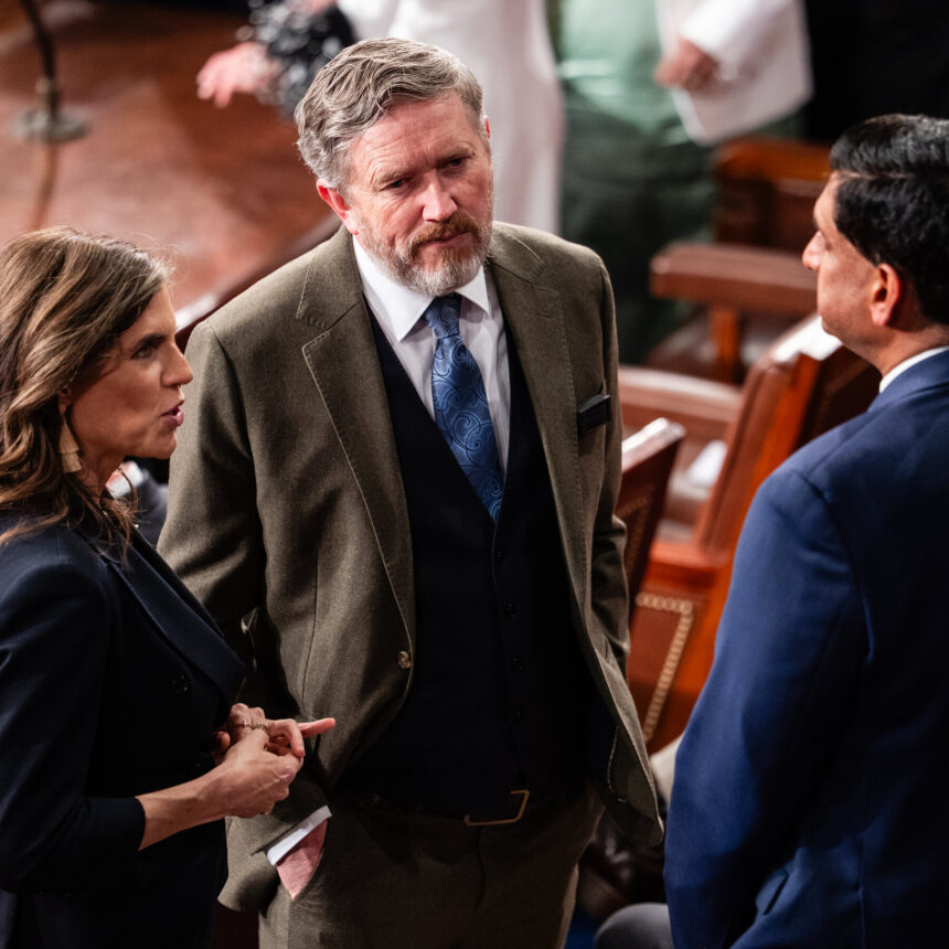 08Pol-Massie-Iran-Primary-wtqj-mediumSquareAt3X-3