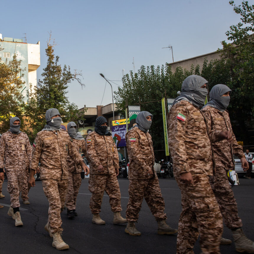 08int-iran-guards-wfzb-mediumSquareAt3X-15