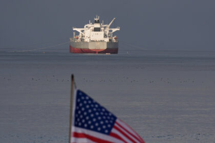 09biz-iran-oil-power-fqmb-mediumSquareAt3X