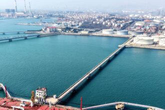 10BIZ-IRAN-CHINA-OIL-zbwl-mediumSquareAt3X