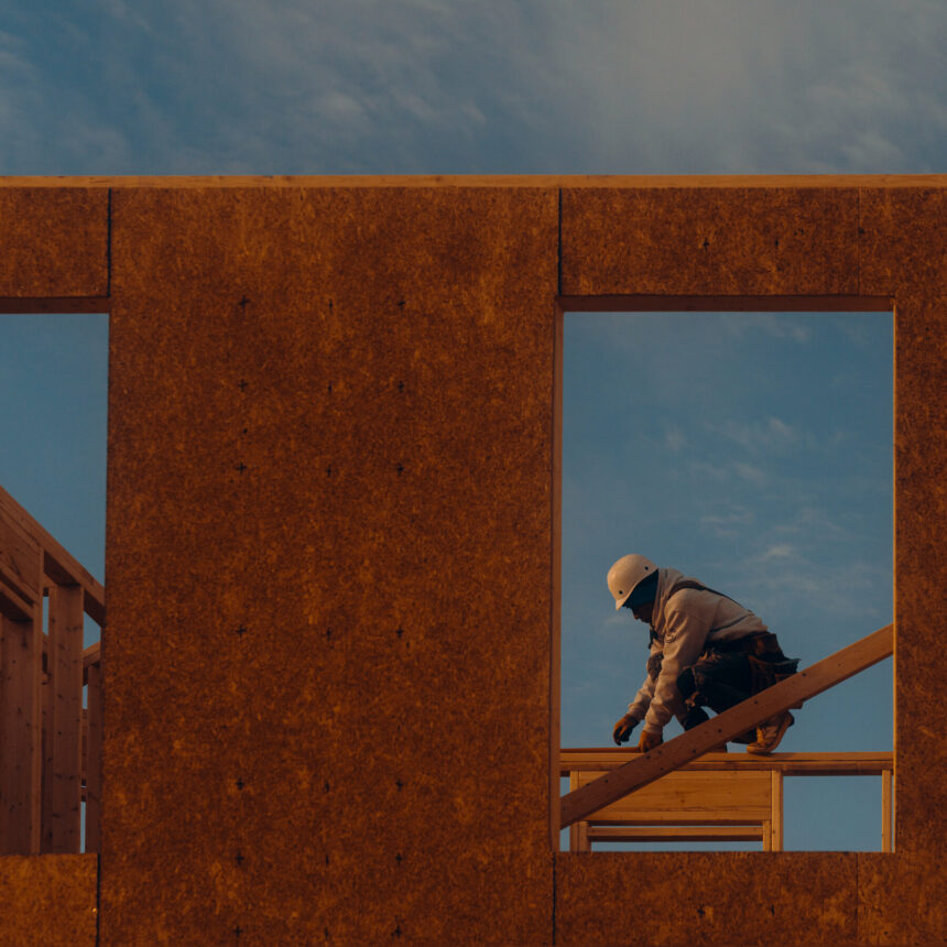 10DC-HOUSING-wlfg-mediumSquareAt3X