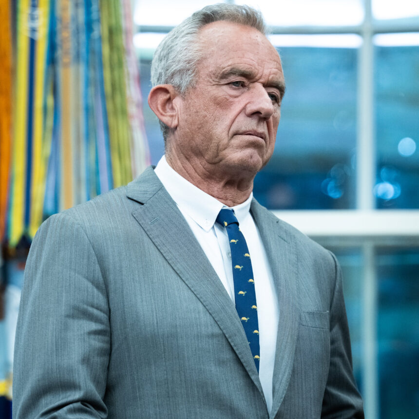 10dc-rfk-topart-fhpv-mediumSquareAt3X