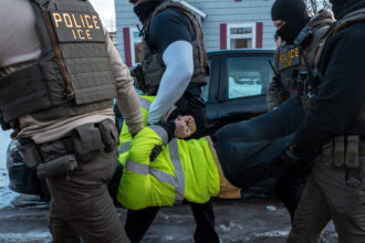 11DC-GOP-IMMIG-fktw-mediumSquareAt3X