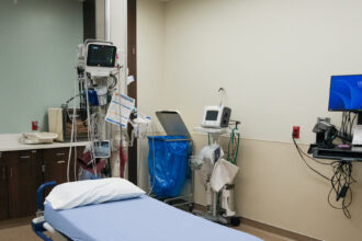 11HS-GALLUP-HEALTH-COSTS-bzpv-mediumSquareAt3X