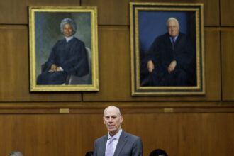 16dc-justice-hfvg-mediumSquareAt3X-8